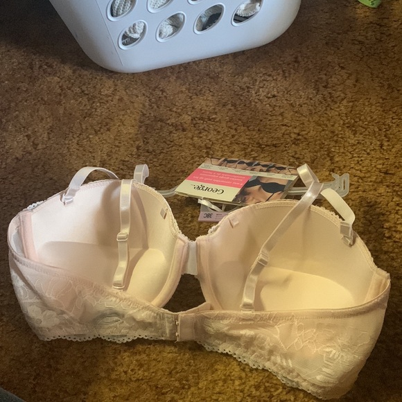 Light Pink George 6 Way Convertible bra clear plastic straps included - Picture 2 of 7